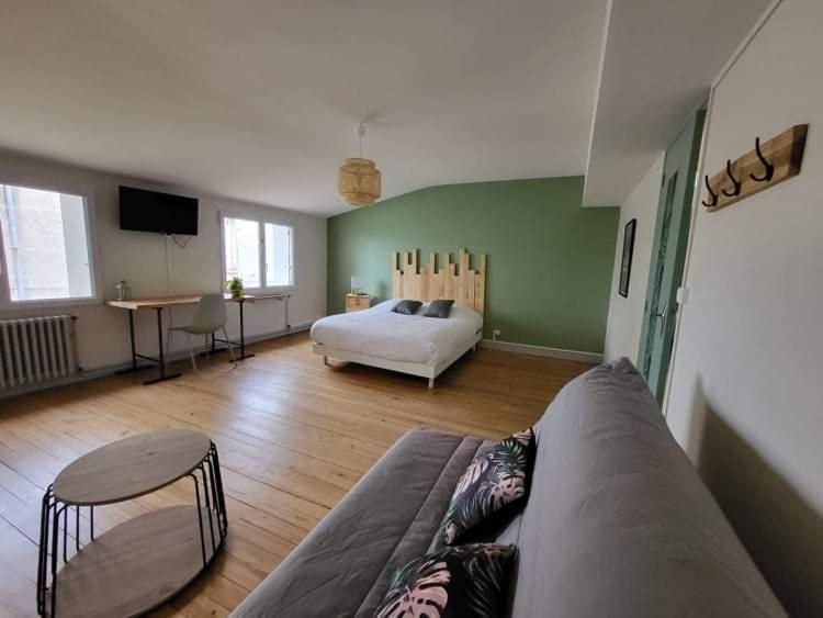 Вилла La Maison Des Martinettes Etauliers Экстерьер фото